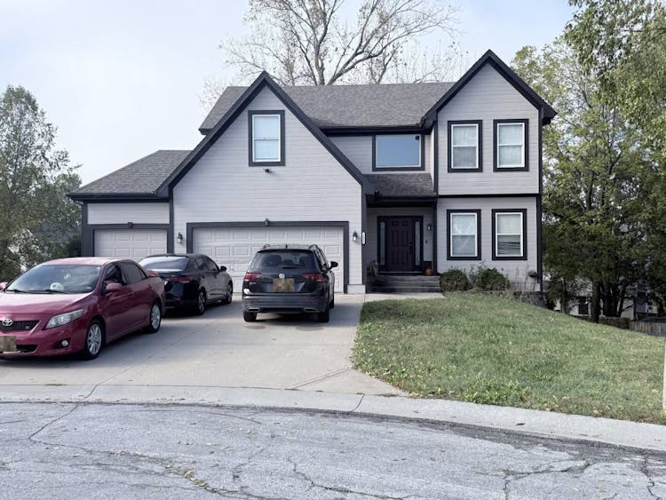 1021 SW 13th Ter Lees Summit, MO 64081, Jackson County