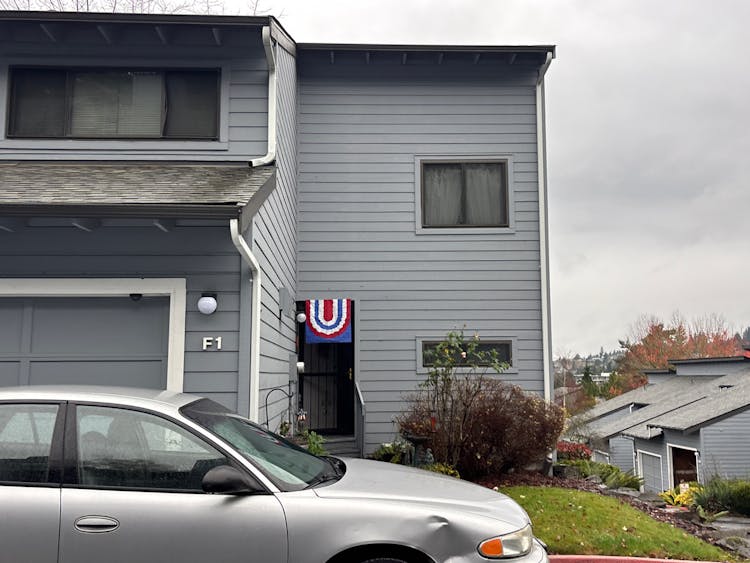 21650 14th Avenue South Unti F1 Des Moines, WA 98198, King County