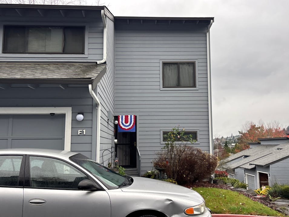 21650 14th Avenue South Unti F1 Des Moines, WA 98198, King County