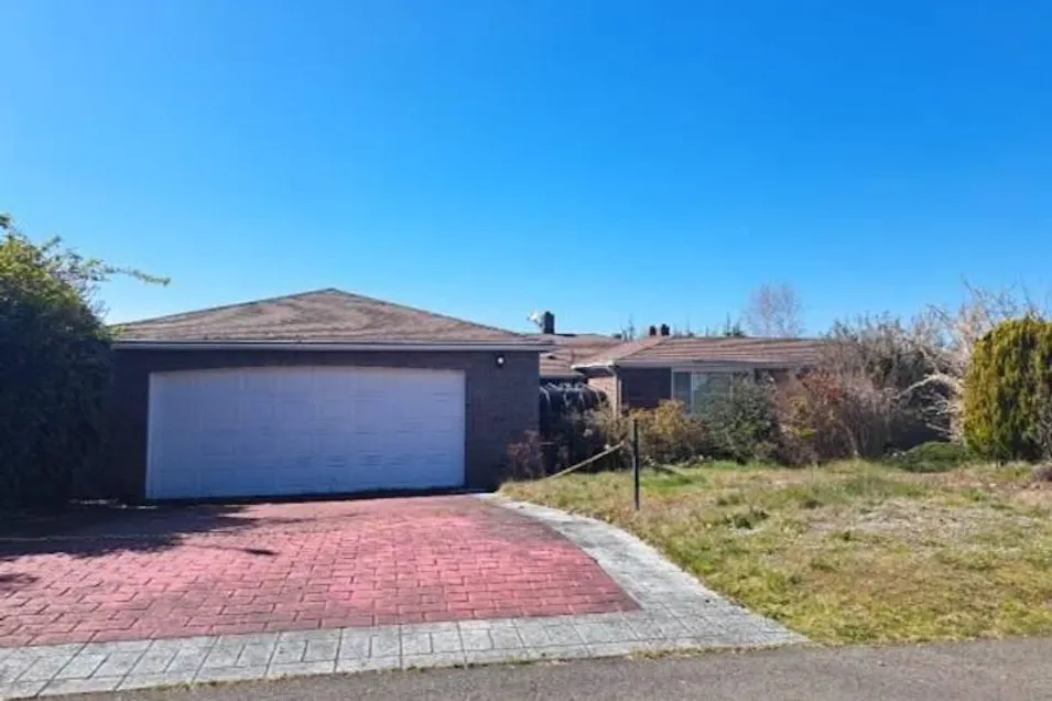 960 S Fairview Dr Tacoma, WA 98465, Pierce County