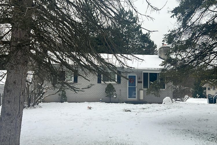 20206 Hubbard St Livonia, MI 48152-1354, Wayne County