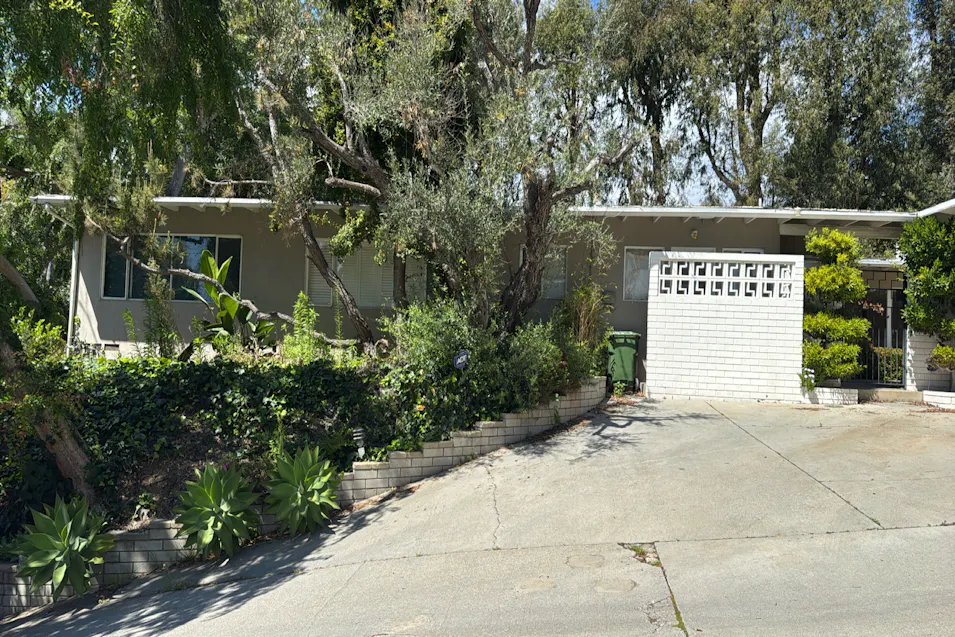 970 North Bundy Drive Los Angeles, CA 90049, Los Angeles County