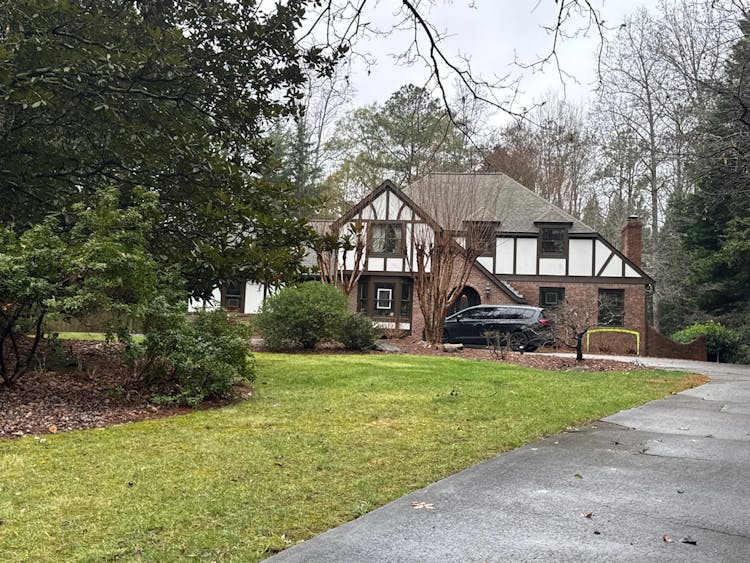 8150 Hewlett Rd Atlanta, GA 30350, Fulton County