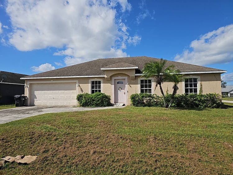 1031 SE 39th Terrace Okeechobee, FL 34974, Okeechobee County