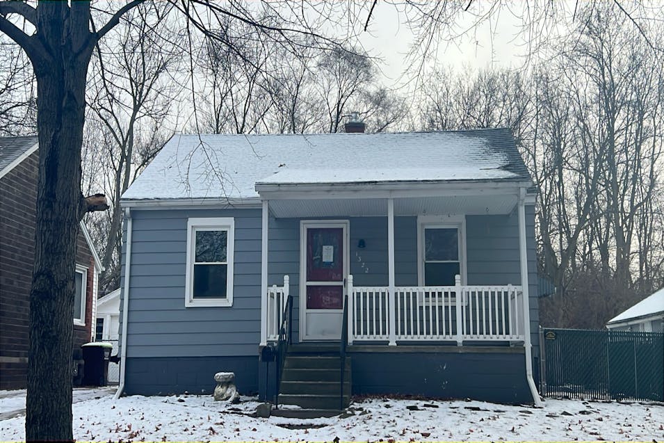 1322 Michigan Ave Monroe, MI 48162, Monroe County