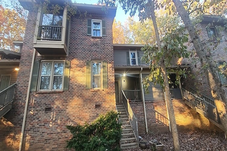 3014 Live Oak Ln SW Huntsville, AL 35802, Madison County