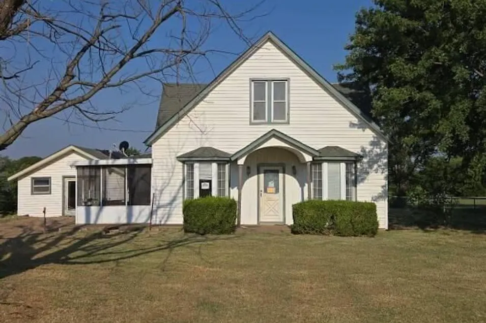 6301 N N Liberty Ave Newkirk, OK 74647, Kay County