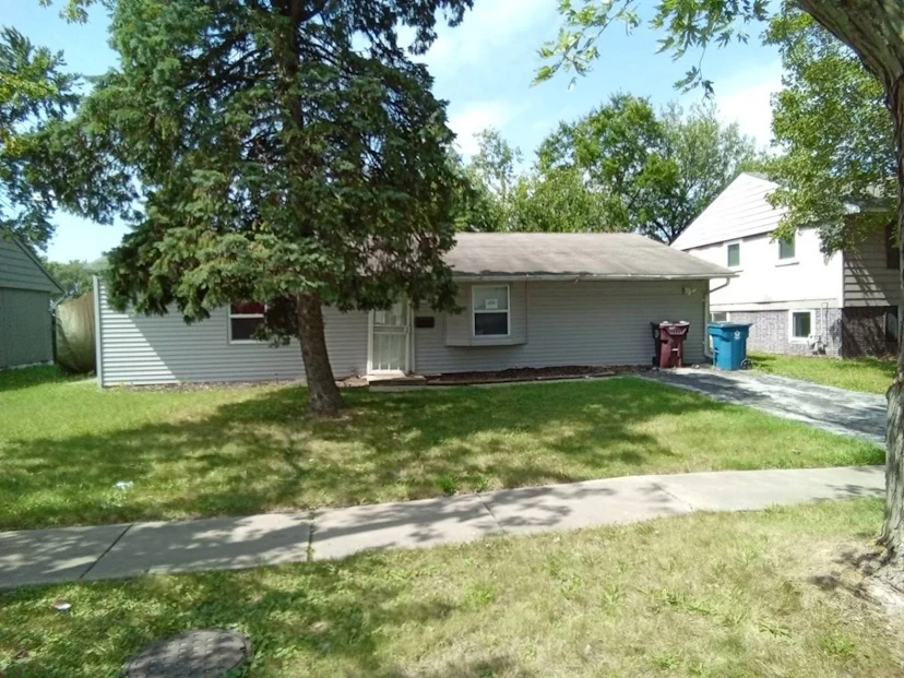 22318 Nichols Dr