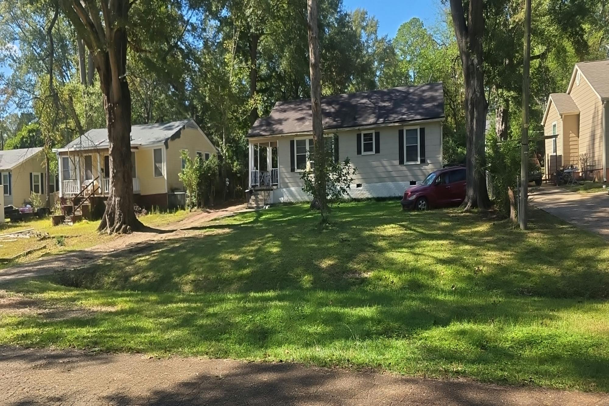 Sheridan Dr, Jackson, MS 39206