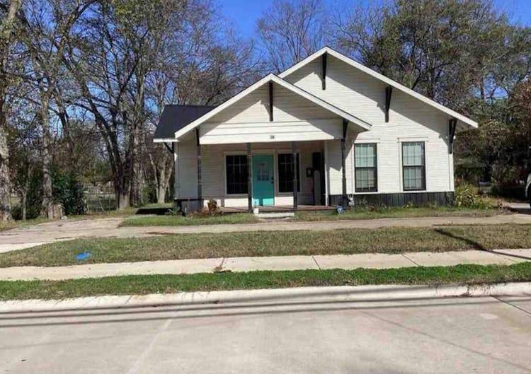 827 College St Sulphur Springs, TX 75482, Hopkins County