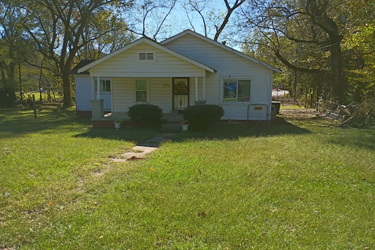 5433 6th Ave Birmingham, AL 35224, Jefferson County