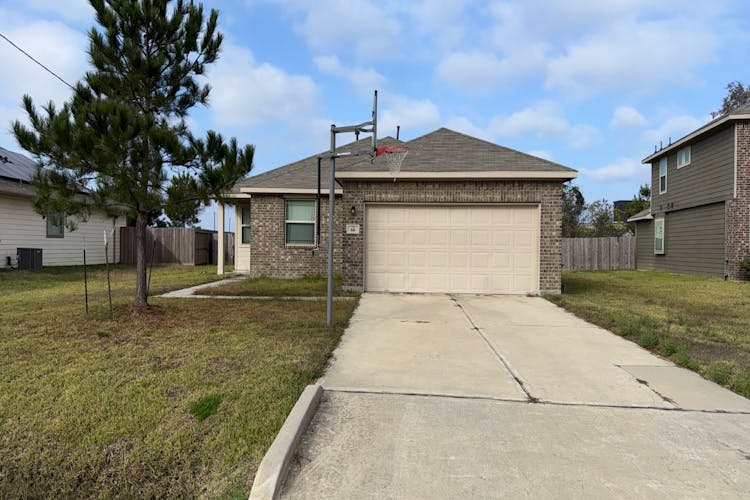 66 Road 5102f Cleveland, TX 77327, Liberty County