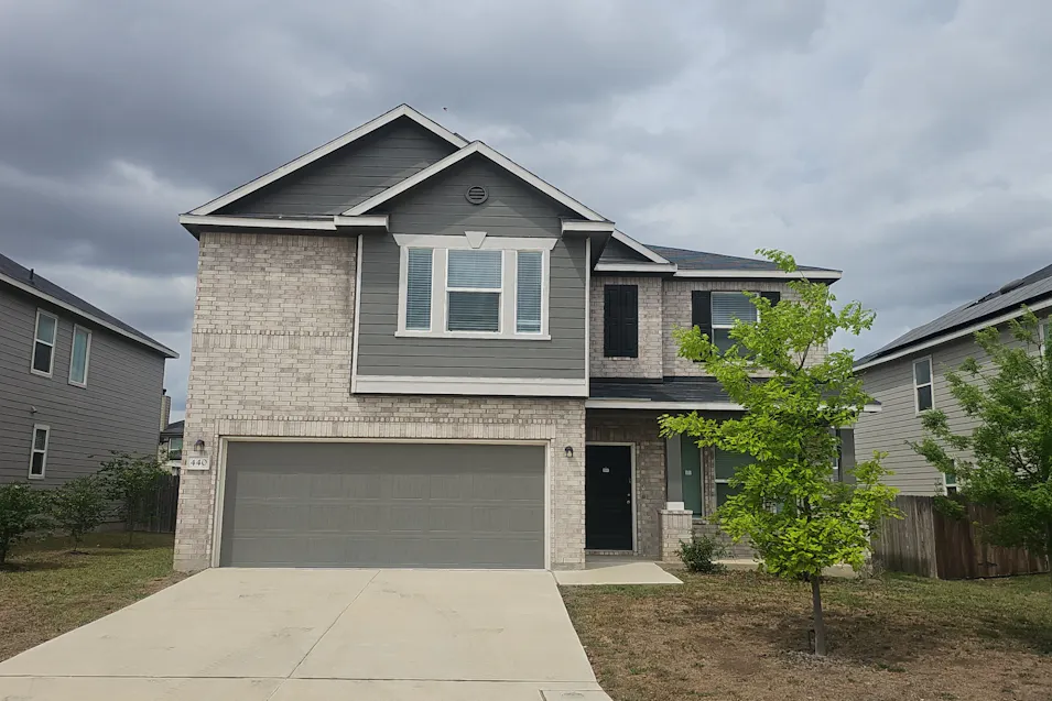 440 Sunrise Park Seguin, TX 78155, Guadalupe County