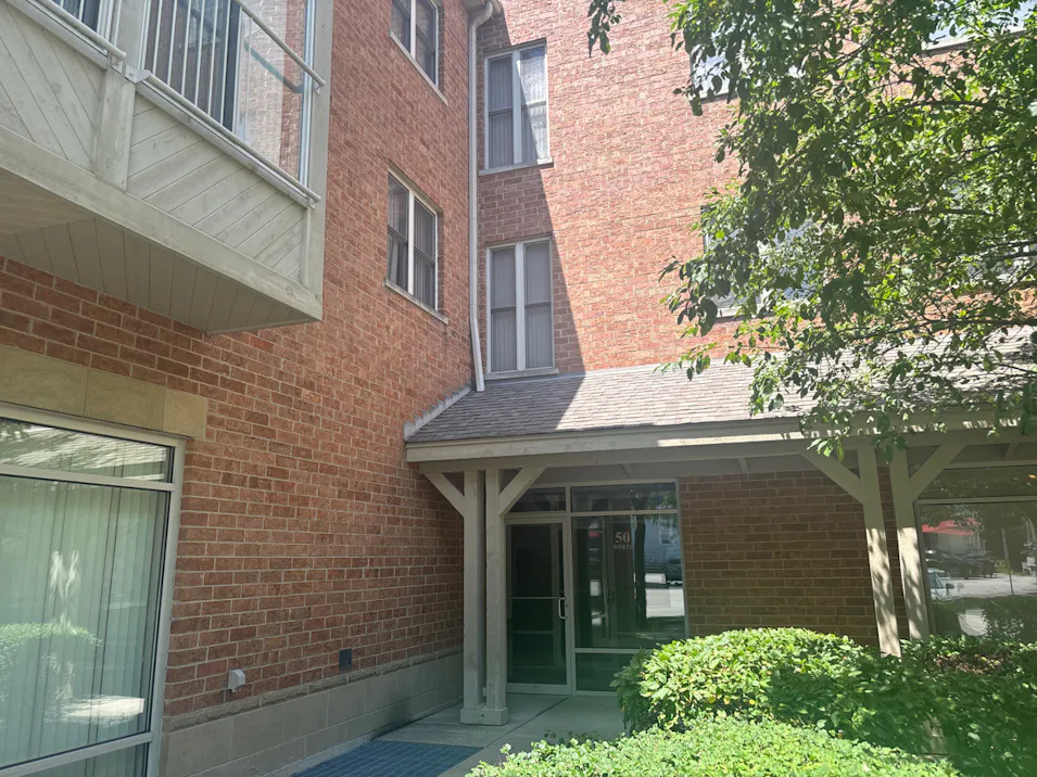 50 N Bokelman St Apt 537 Roselle, IL 60172, Dupage County