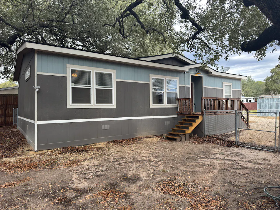 4406 Lost Hills Dr Elmendorf, TX 78112, Bexar County