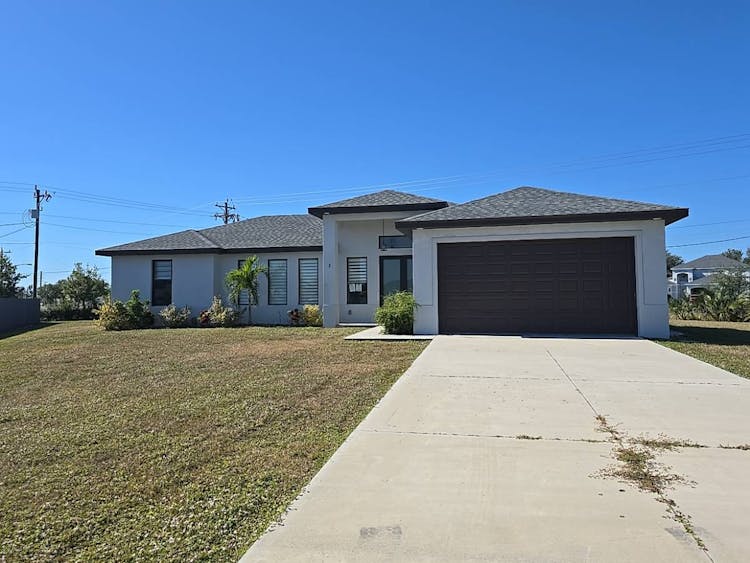 2 NE 3rd Lane Cape Coral, FL 33909, Lee County