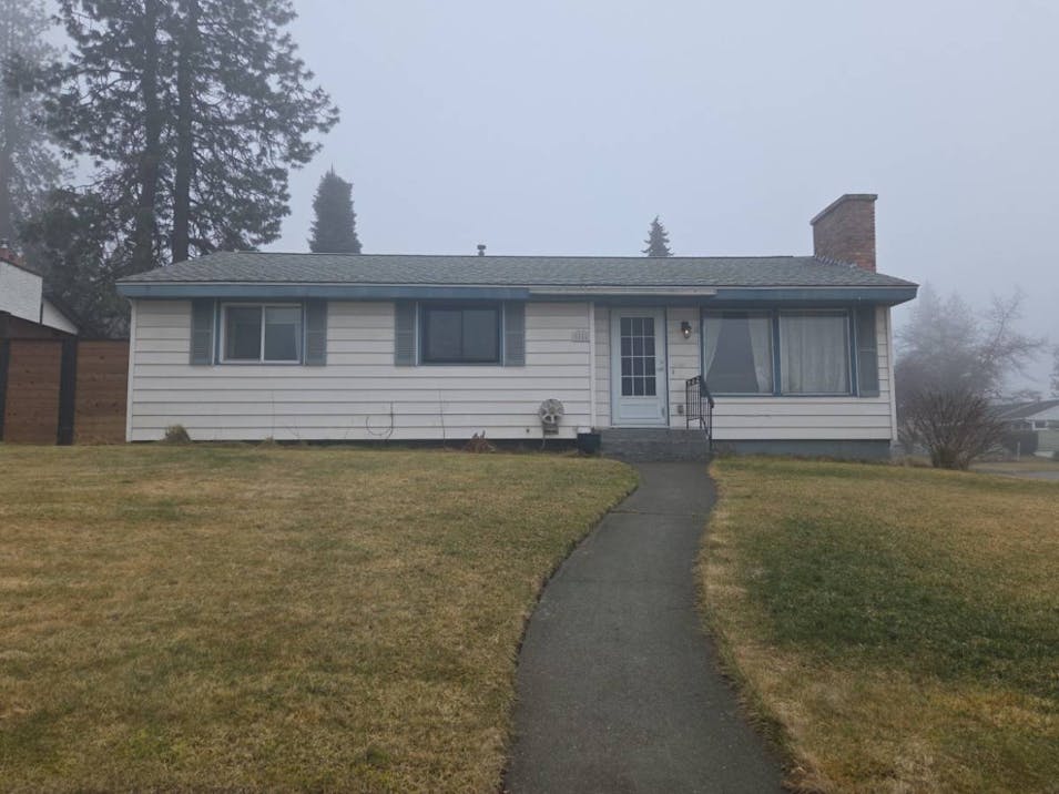 6806 N Fox Point Dr Spokane, WA 99208, Spokane County
