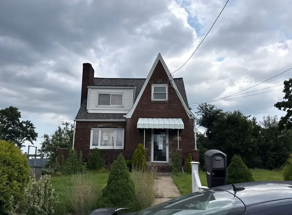 3911 Vistaview Street West Mifflin, PA 15122, Allegheny County