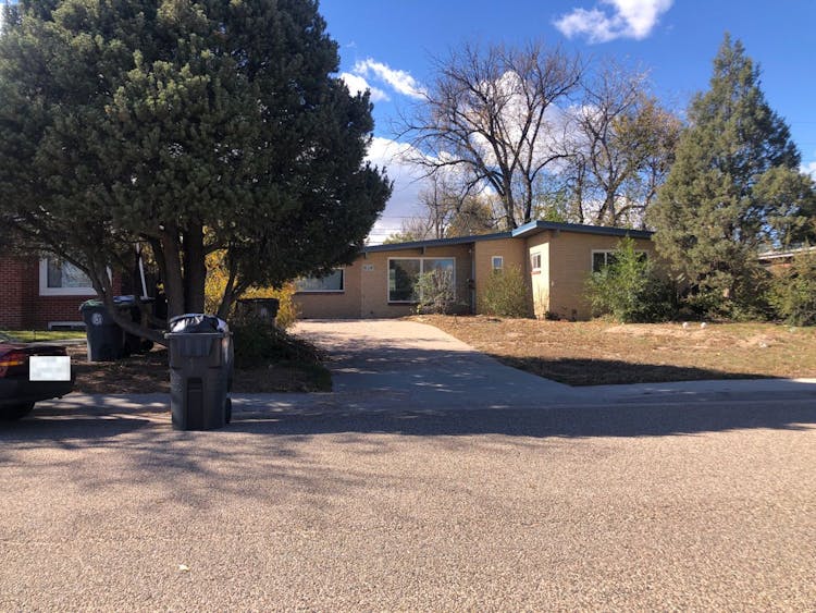 808 Windmill Rd Cheyenne, WY 82001, Laramie County