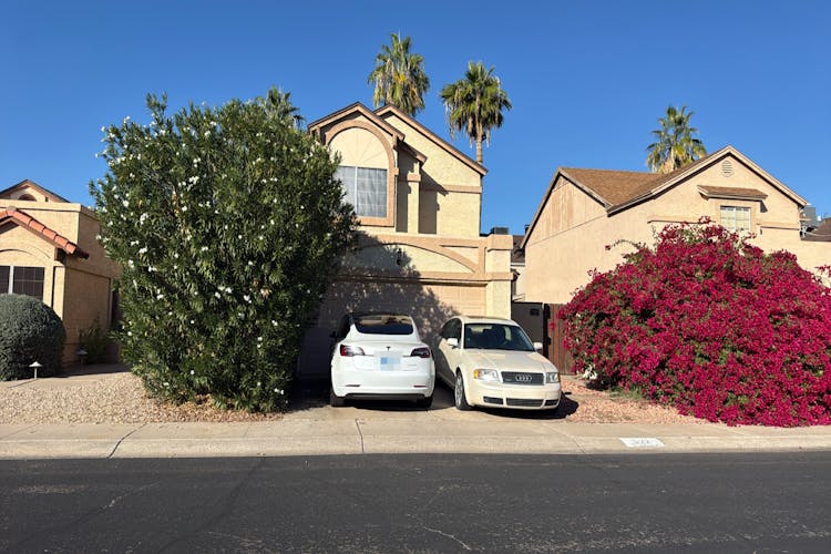 522 E Topeka Dr Phoenix, AZ 85024, Maricopa County