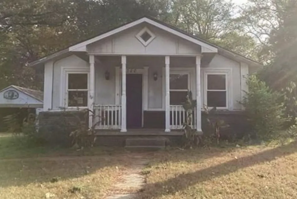 300 Dickard St Hawkins, TX 75765, Wood County