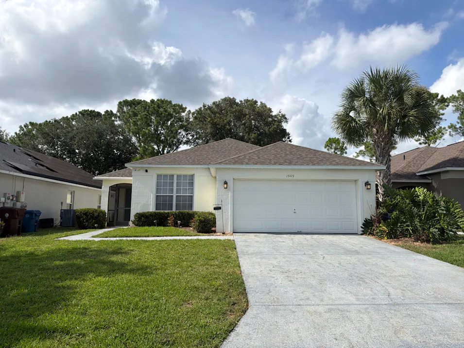 1509 Gulf Vue Dr Haines City, FL 33844, Polk County