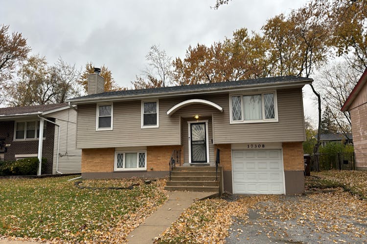17308 Central Park Ave. Hazel Crest, IL 60429, Cook County