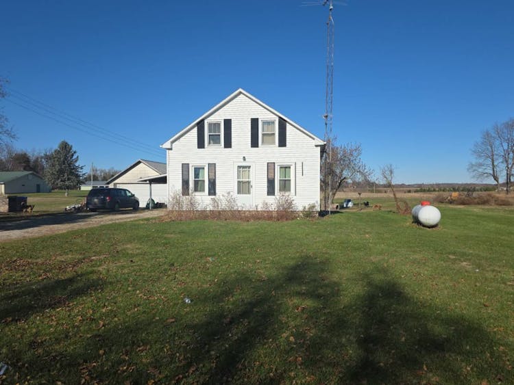 460 McCallum St Montgomery, MI 49255, Hillsdale County