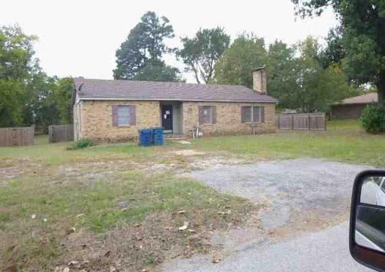 407 Baker St Lindale, TX 75771, Smith County