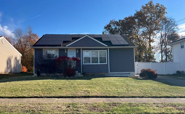 2400 Hartford Dr Glendora, NJ 08029, Camden County