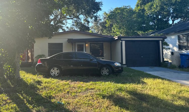 1727 17th Street South Saint Petersburg, FL 33712-2813, Pinellas County