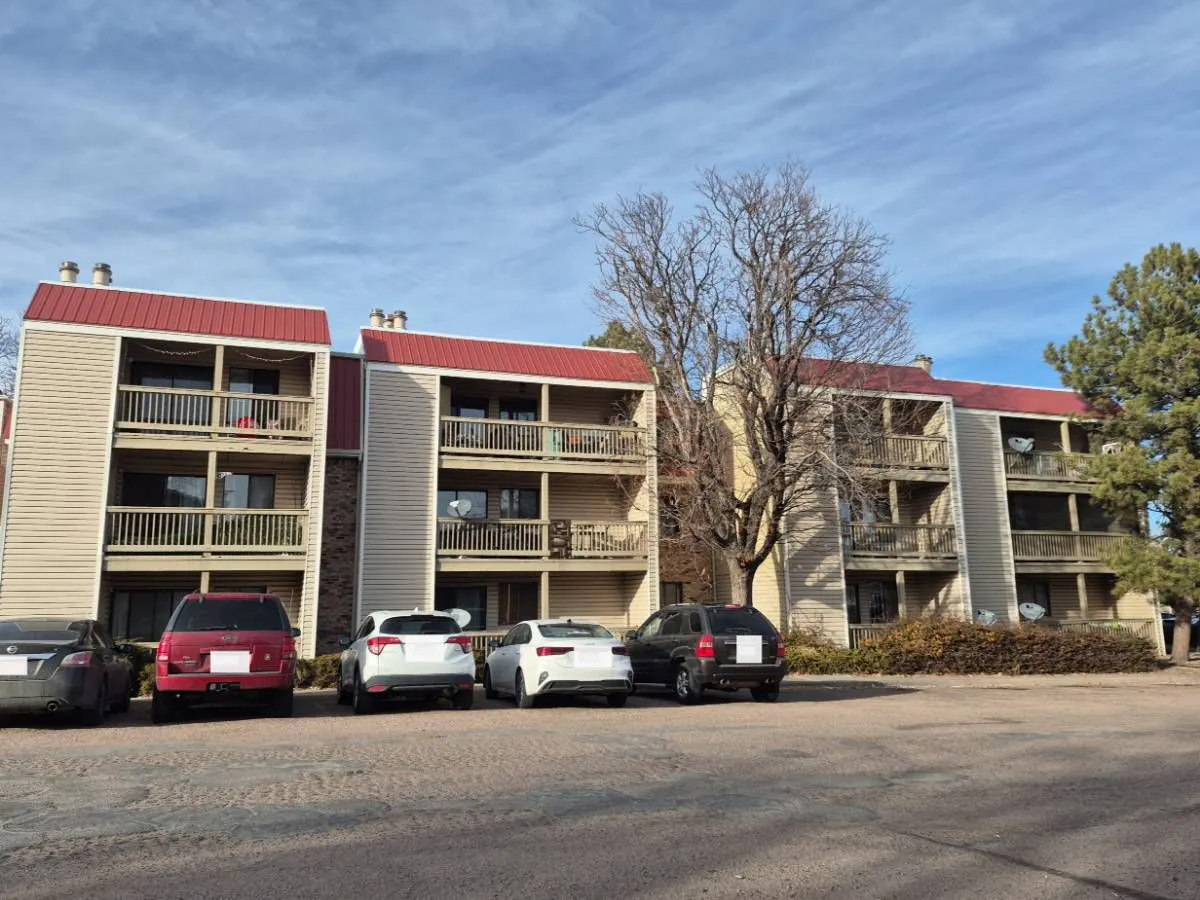 Tennessee Dr, Aurora, CO 80012