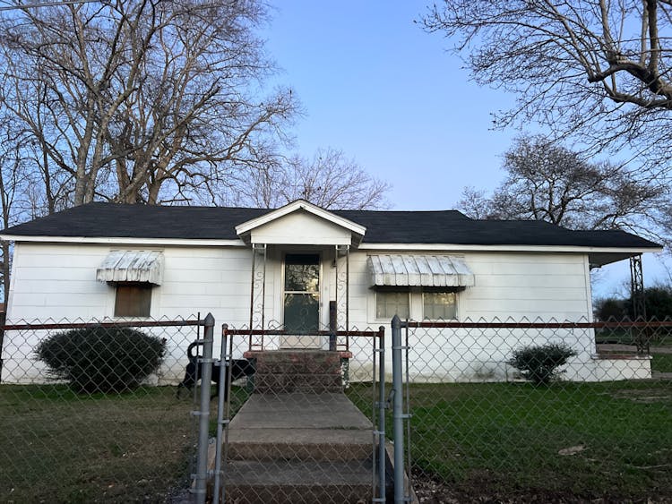 206 Dowdle St Millport, AL 35576, Lamar County