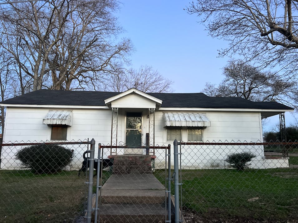 206 Dowdle St Millport, AL 35576, Lamar County