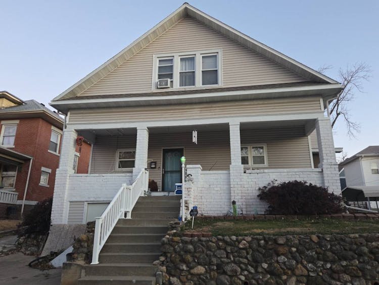 507 W Logan St Moberly, MO 65270, Randolph County