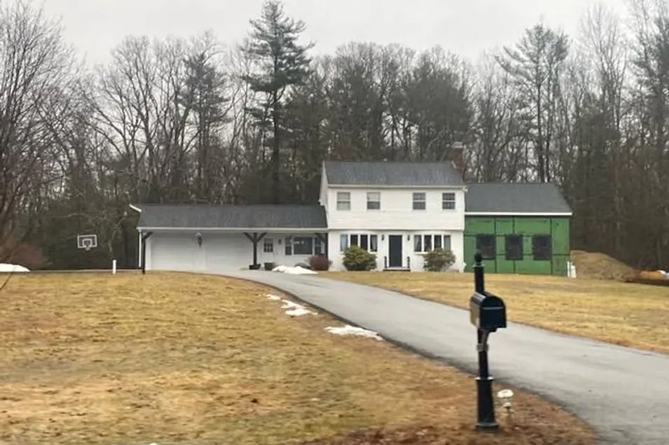 230 West Street Paxton, MA 01612, Worcester County