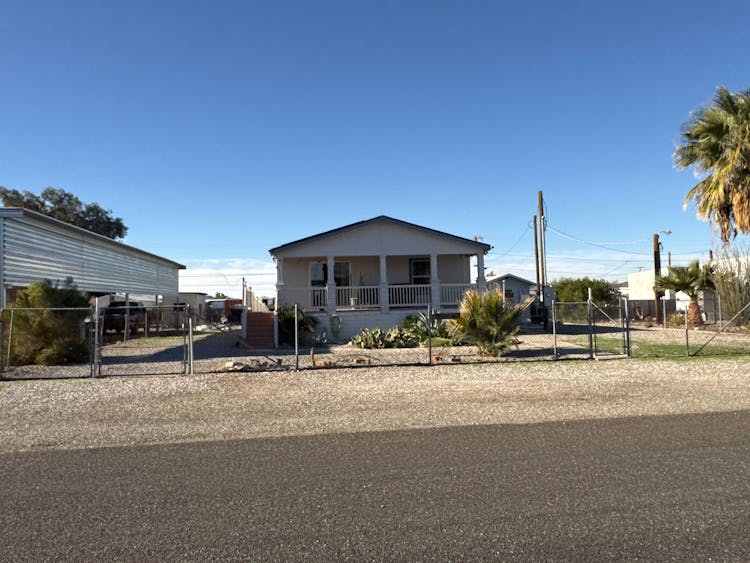 27850 Norris Ave Bouse, AZ 85325, La Paz County