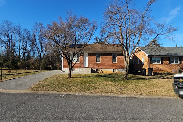 5702 Santa Anita Terrace Roanoke, VA 24012, Roanoke County