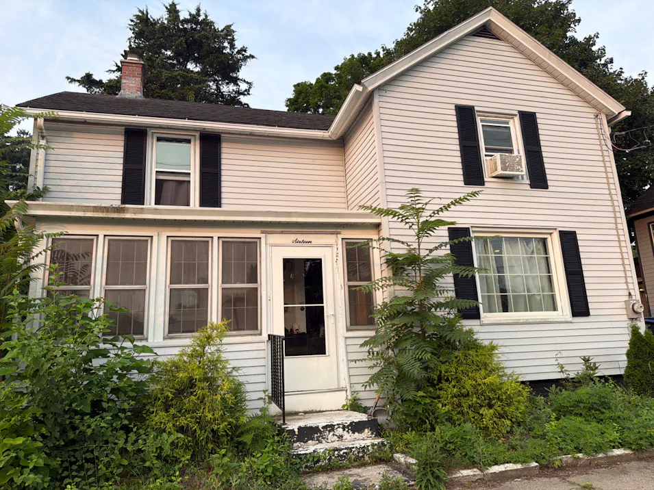 16 Emmett Street A/k/a 16 Emmet Street Chicopee, MA 01020, Hampden County