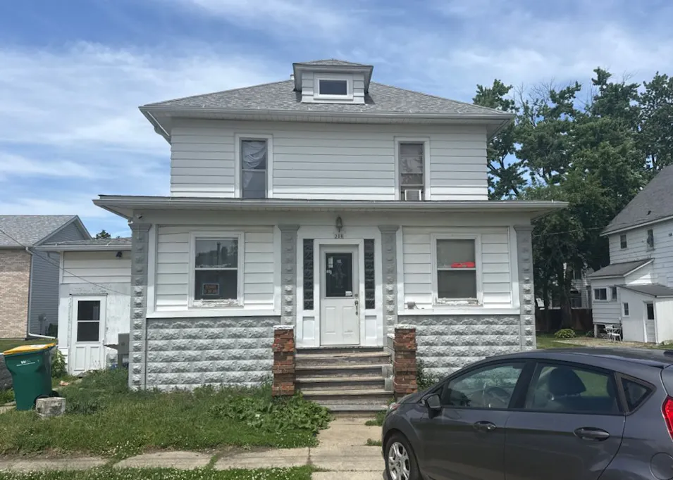 208 E Jefferson St Malta, IL 60150, Dekalb County