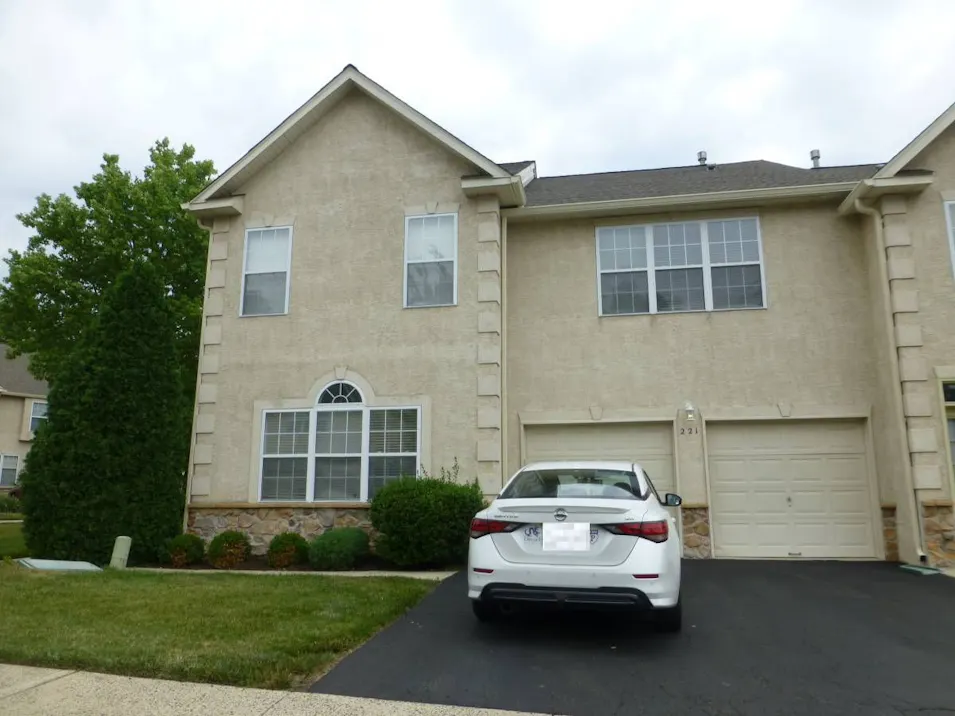 221 Hampton Green Dr North Wales, PA 19454, Montgomery County
