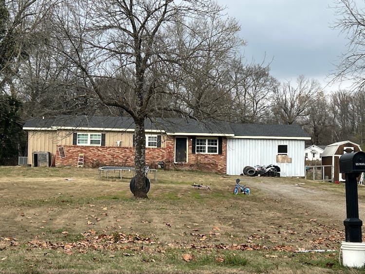 26249 East State Hwy 22 Delaware, AR 72835, Logan (Northern) County