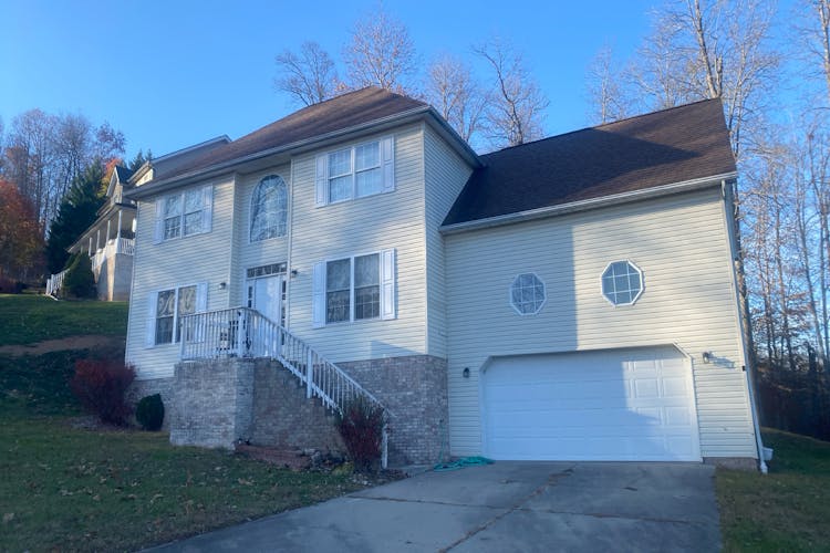 62 Dewey Drive Elkview, WV 25071, Kanawha County