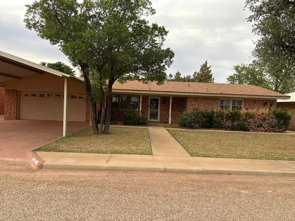 506 18th St Seagraves, TX 79359, Gaines County