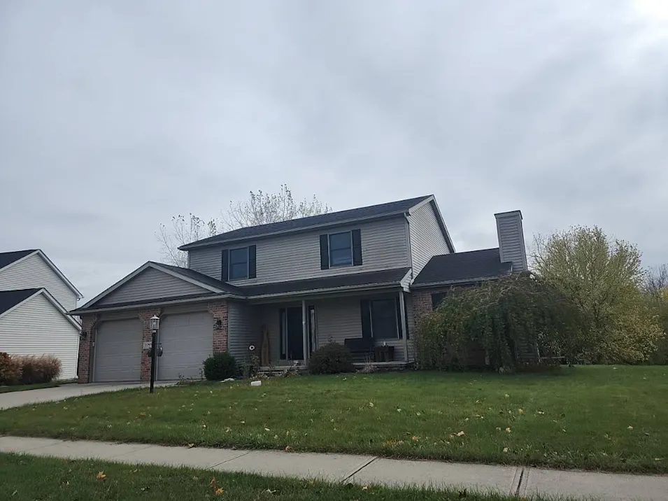 353 Hillside Ave Roanoke, IN 46783-8815, Huntington County