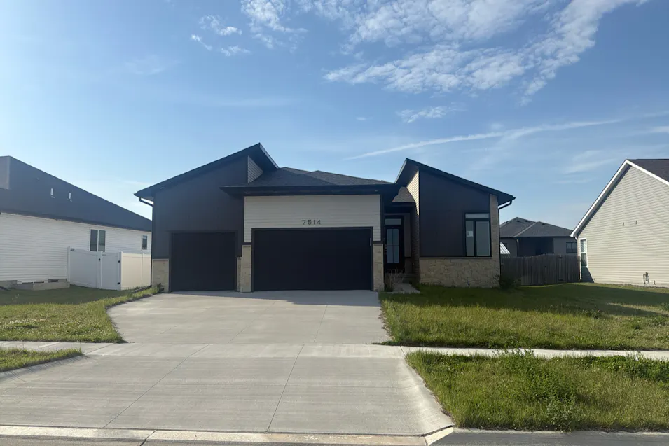 7514 Augustine Ave Lincoln, NE 68516, Lancaster County