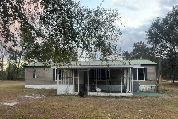 210 Hickory Ridge Rd Douglas, GA 31533, Coffee County