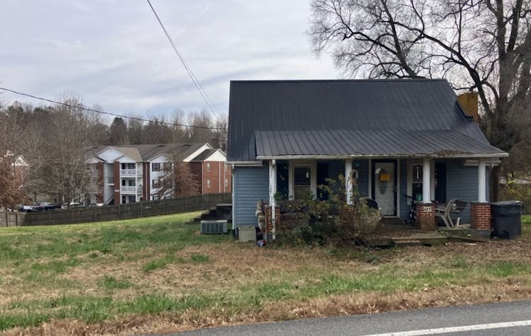 629 Meadow View Road Bristol, TN 37620, Sullivan County