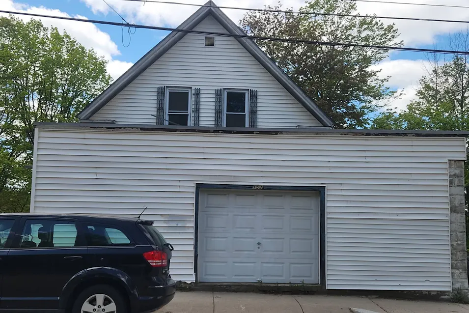 153 Pine Street Gardner, MA 01440, Worcester County