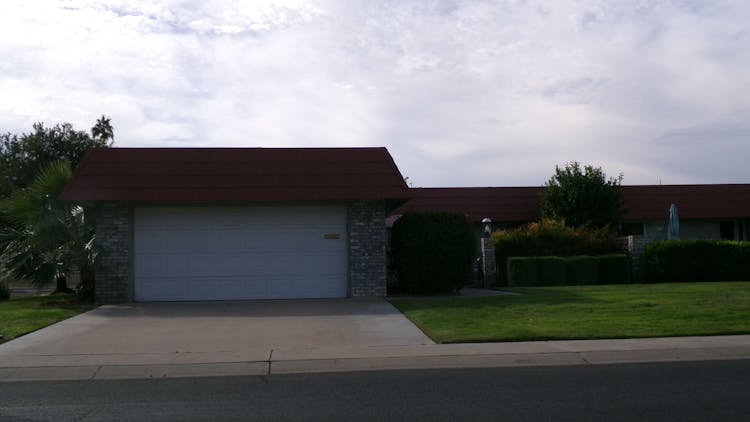 15602 N Lakeforest Dr Sun City, AZ 85351, Maricopa County